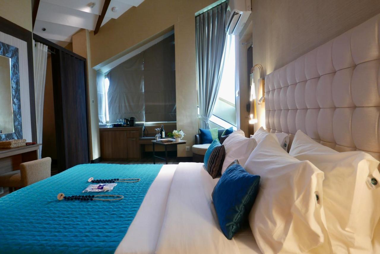 Acuatico Beach Resort & Hotel Inc. San Juan  Buitenkant foto