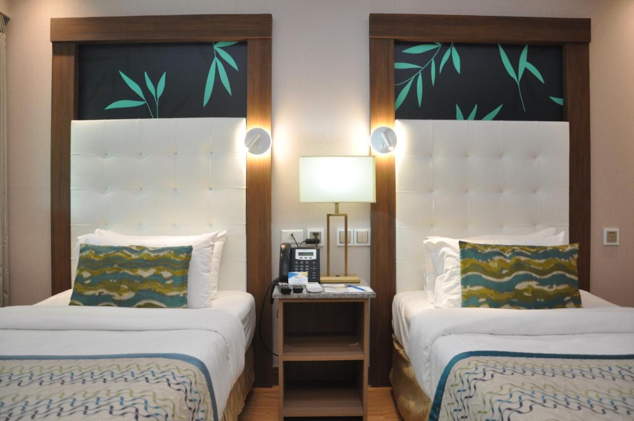 Acuatico Beach Resort & Hotel Inc. San Juan  Buitenkant foto