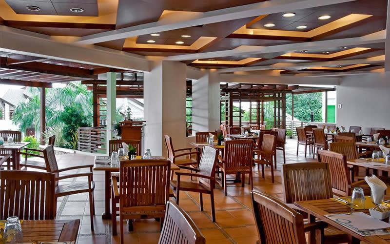 Acuatico Beach Resort & Hotel Inc. San Juan  Buitenkant foto